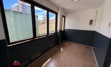 Casa en alquiler c/ cochera en Centro
