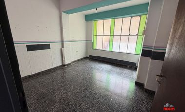 Casa en alquiler c/ cochera en Centro