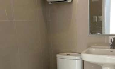 Local Comercial en Arriendo en ARRIENDO LOCAL 1ER PISO PROVIDENCIA