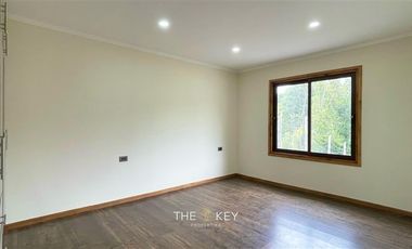Casa en Arriendo en Camino a villarrica - Pucón km 4,5 El Rehue.