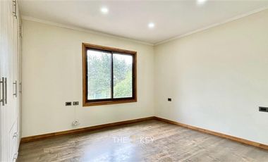 Casa en Arriendo en Camino a villarrica - Pucón km 4,5 El Rehue.