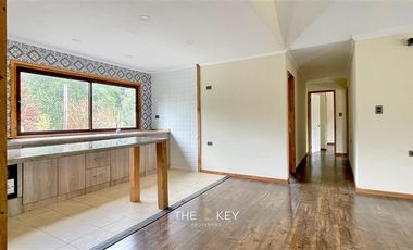 Casa en Arriendo en Camino a villarrica - Pucón km 4,5 El Rehue.