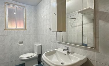 Casa en Arriendo en Casa amplia en Ñuñoa con alto potencial comercial