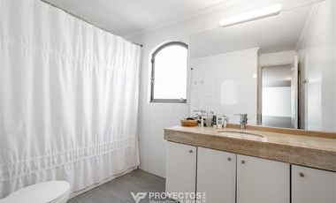 Casa en Arriendo en Pie Andino, Huinganal