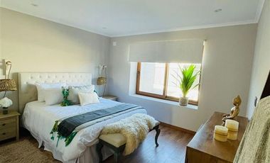 Casa en Venta en Cercano a Colegio Santo Tomás