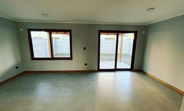 Casa en Venta en Cercano a Colegio Santo Tomás