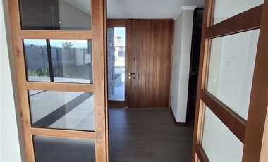 Casa en Venta en Condominio Reserva Las Rastras