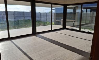 Casa en Venta en Condominio Reserva Las Rastras