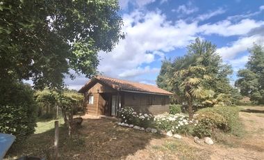 Casa en Venta en Terreno con cabaña en Huilquilemu