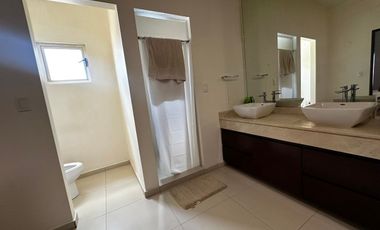 CASA EN VENTA EN COLONIA CENTRO - SAN NICOLÁS DE LOS GARZA