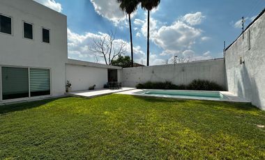 CASA EN VENTA EN COLONIA CENTRO - SAN NICOLÁS DE LOS GARZA