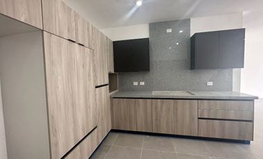 CASA EN VENTA EN CUMBRES SANTORAL - GARCIA