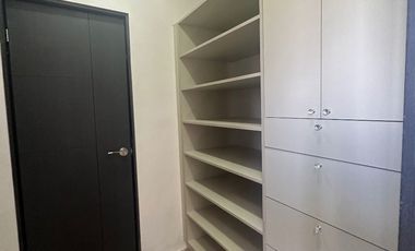 CASA EN VENTA EN CUMBRES SANTORAL - GARCIA
