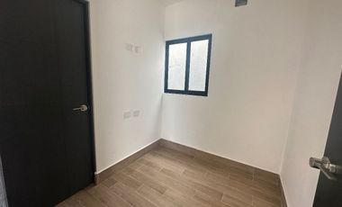 CASA EN VENTA EN CUMBRES SANTORAL - GARCIA