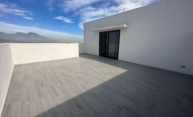 CASA EN VENTA EN CUMBRES SANTORAL - GARCIA