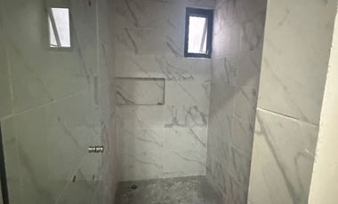 CASA EN VENTA EN CUMBRES SANTORAL - GARCIA
