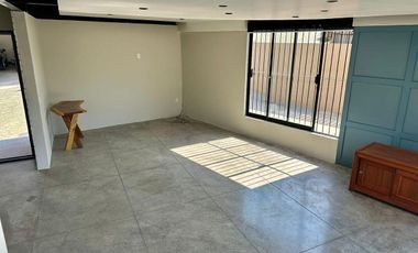 Casa en venta, Vila Deco