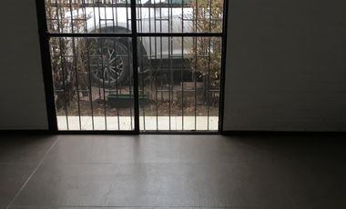 MACUL  ARRIENDO CASA 2 PISOS 3 DORMITORIOS 2 BAÑOS