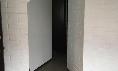 MACUL  ARRIENDO CASA 2 PISOS 3 DORMITORIOS 2 BAÑOS