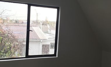 MACUL  ARRIENDO CASA 2 PISOS 3 DORMITORIOS 2 BAÑOS