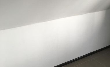 MACUL  ARRIENDO CASA 2 PISOS 3 DORMITORIOS 2 BAÑOS