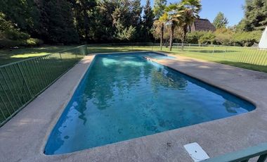 Casa en venta c/ estacionamiento en Nogales