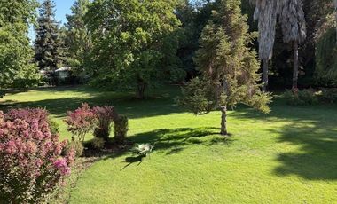 Casa en venta c/ estacionamiento en Nogales