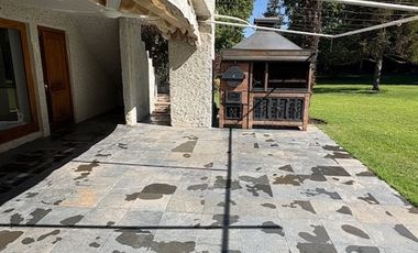 Casa en venta c/ estacionamiento en Nogales