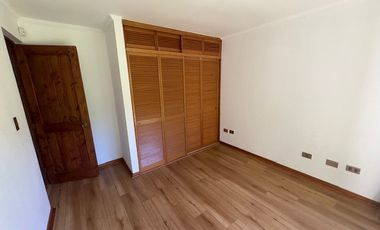 Casa en venta c/ estacionamiento en Nogales