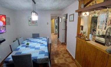 ACOGEDORA PROPIEDAD  FAMILIAR LA GRANJA