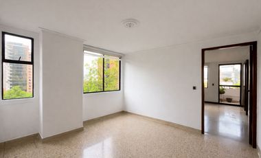 ARRIENDO APARTAMENTO EN EL POBLADO CALLE 10