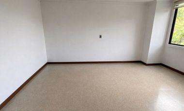 ARRIENDO APARTAMENTO EN EL POBLADO CALLE 10