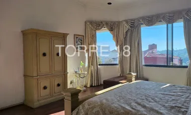 Casa en venta en Lomas de Tecamachalco Sección Cumbres, Huixquilucan, México