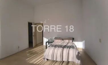 Casa en venta en Lomas de Tecamachalco Sección Cumbres, Huixquilucan, México