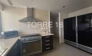 Departamento en venta en Hacienda de las Palmas, Huixquilucan, México
