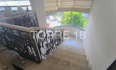 Casa en venta en Lomas de Tecamachalco Sección Cumbres, Huixquilucan, México