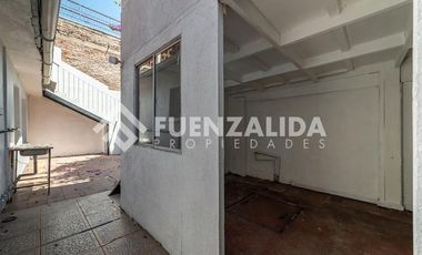 Casa en Venta en AV. PERU