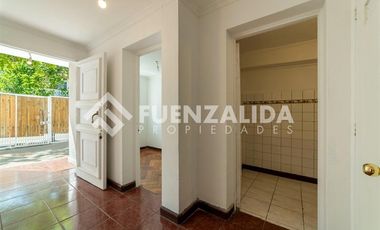 Casa en Venta en AV. PERU