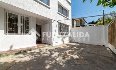 Casa en Venta en AV. PERU