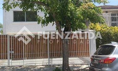 Casa en Venta en AV. PERU