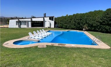 Hermosa parcela en Limache