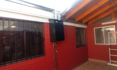 CASA EN VENTA 3D 2B EN QUILICURA