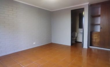 CASA EN VENTA 3D 2B EN QUILICURA