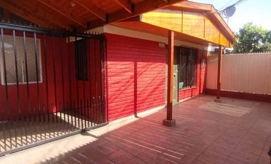 CASA EN VENTA 3D 2B EN QUILICURA
