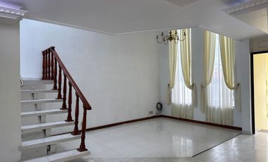 Casa renta Bugambilias 1era sección, muy cerca de la plaza, Zapopan, Jalisco