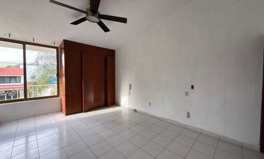 Casa renta Bugambilias 1era sección, muy cerca de la plaza, Zapopan, Jalisco