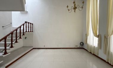 Casa renta Bugambilias 1era sección, muy cerca de la plaza, Zapopan, Jalisco
