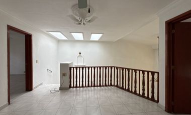 Casa renta Bugambilias 1era sección, muy cerca de la plaza, Zapopan, Jalisco