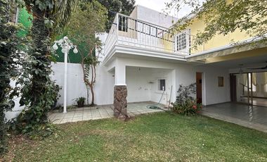 Casa renta Bugambilias 1era sección, muy cerca de la plaza, Zapopan, Jalisco