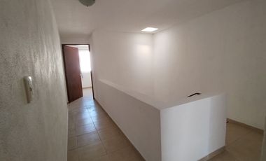 Casa en Juriquilla excelente ubicación frente a La Comer